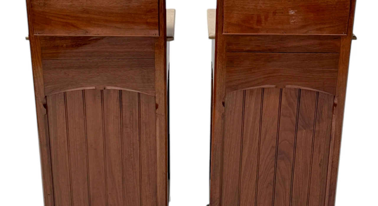 Two Arts & Crafts Nightstands by Gustave Serrurier-Bovy, 1900s